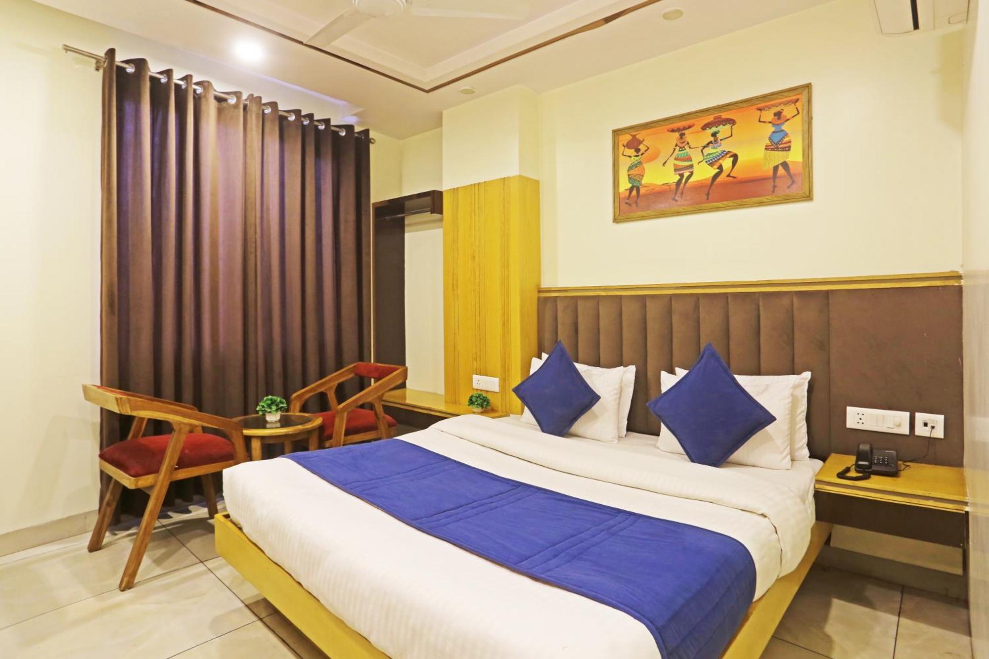 Aman Imperial Just A Minute Away From Railway Station And Connaught Place New Delhi